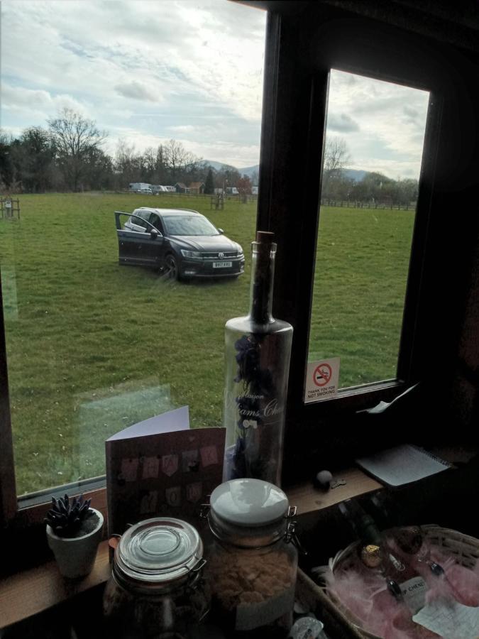 Glamping Malvern Shepherd Hut 外观 照片